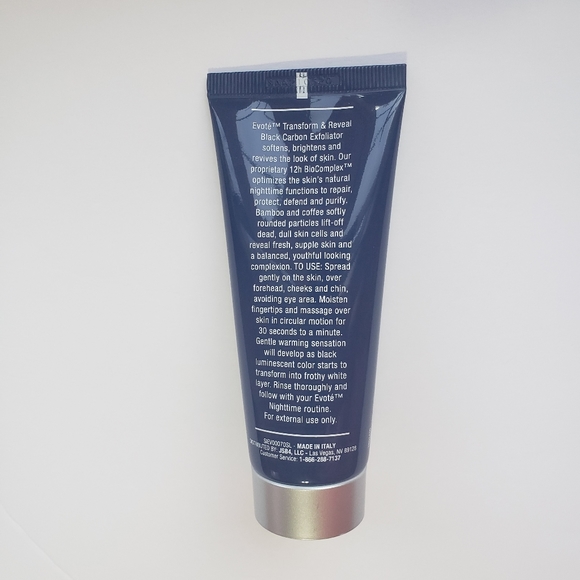 Black carbon exfoliator transform & reveal - Picture 2 of 2